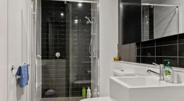 Unbeatable Location - Sleek 1BR  Melbourne Central, Забронировать Отель Отели Мельбурна с бассейном, рядом с The Butterfly Club, Бассейн