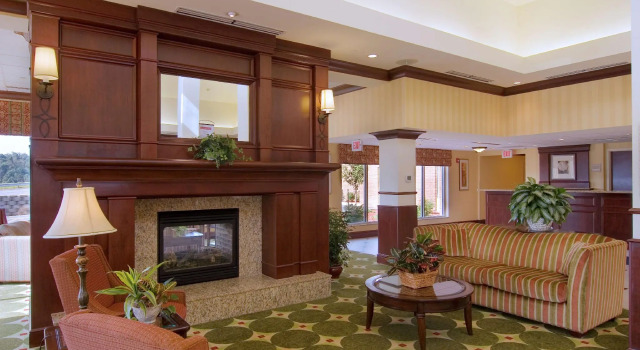 Hilton Garden Inn Clarksburg, Buchen Sie Hotel Bridgeport 