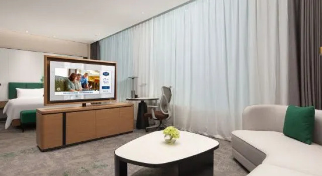 Люкс Hampton by Hilton Changsha MixC Riverside Financial Center