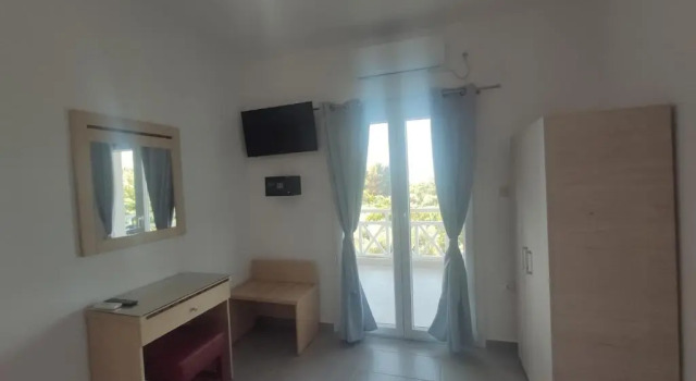 Студия с балконом Makis House