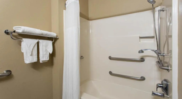 Номер Standard Super 8 by Wyndham Cromwell/Middletown