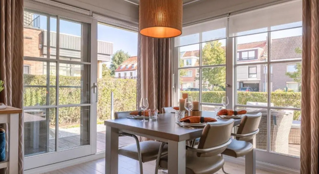 Апартаменты Ground-floor apartment with cozy garden