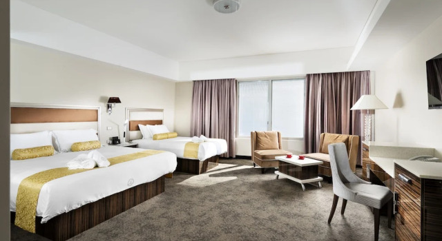 Трёхместный семейный номер Standard Swan River Hotel