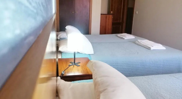 Номер Standard Supertubos Beach Hostel