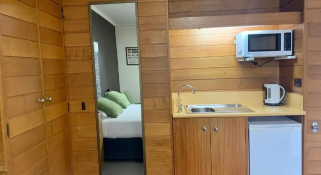 Люкс Sovereign Park Motor Inn