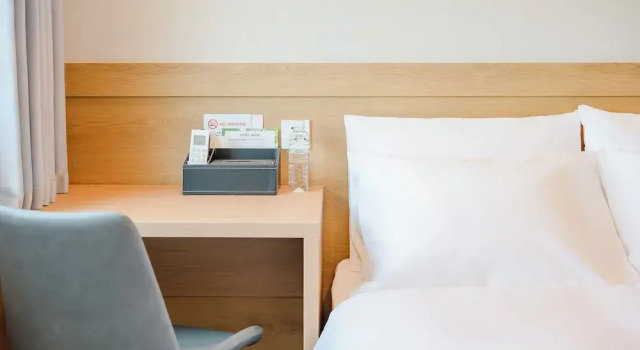 Hotel Moon, Забронировать Отель Jeju City Чеджу, рядом с Храм Самсонхёль