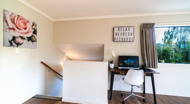 Glenfield Central Modern 1 Bdr Unit