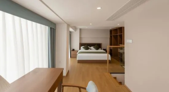 Двухместный люкс Deluxe с красивым видом из окна Hanbi Purple City Hotel (Jindong District Government Store, Dayanhe Street Subway Station, Jinhua)