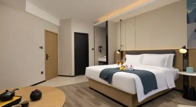 Люкс Executive Echar Hotel (Nanchang Hongcheng Road Taoyuan Subway Station Branch)