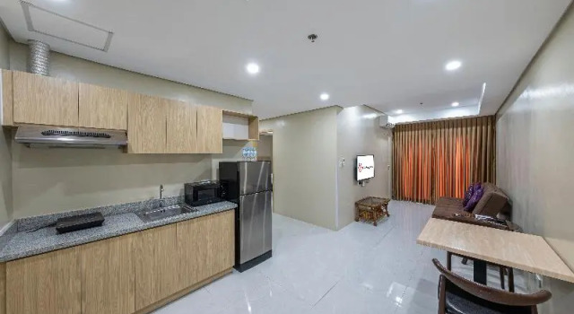 Люкс с 2 комнатами с балконом Cebu Family Suites powered by Cocotel