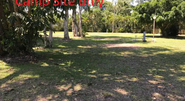 Место под палатку Dunk Island View Caravan Park