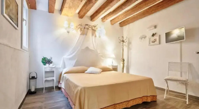 Venice Cadeau, Забронировать Отель Каннареджо Венеция