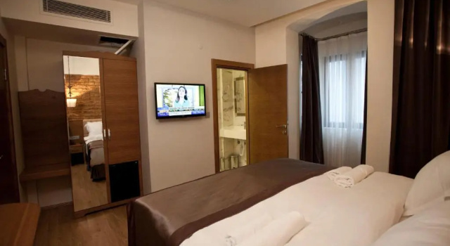 Deluxe Dvoulůžkový s manželskou postelí pokoj Pera Line Hotel
