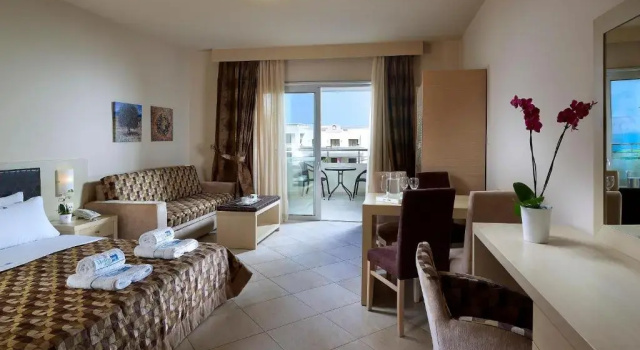 Двухместный номер Standard с видом на сад Molos Bay Hotel