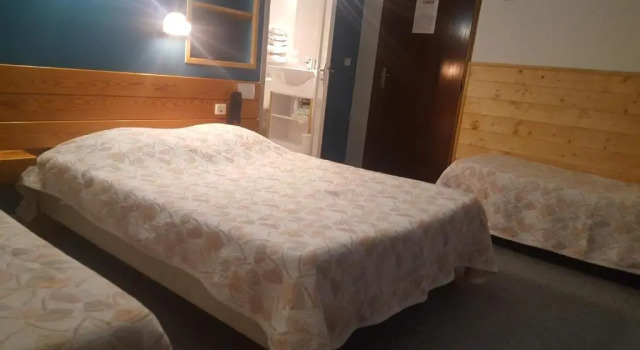 Четырёхместный номер Standard Hotel Glaizette