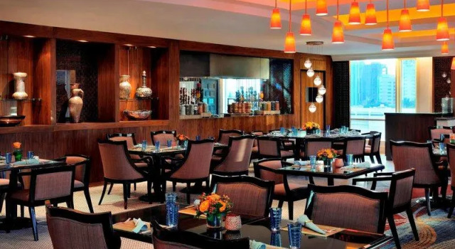 Люкс Royal Courtyard By Marriott Kuwait City