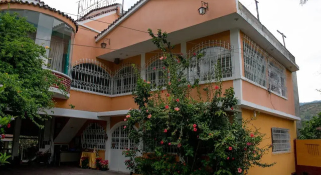 Hotel Santa Valentina, Book Hotel Hotels in Zacatepeques with Parking, Parking