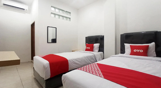 Двухместный номер Standard RedDoorz at Jalan Bangau Palembang
