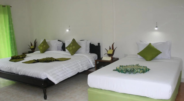 Step Ubud, Rezervovat Hotel Hotely v Bali se snídaní, Snídaně