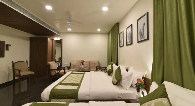 Люкс Hotel Clove