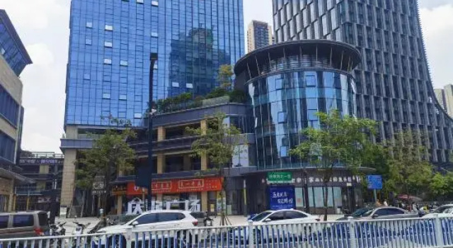 Urban Yijia Apartment (Guangxi Sports Center Qingge Road Subway Station), Rezerwuj Apartament Hotele w Nanning z parkingiem, Parking
