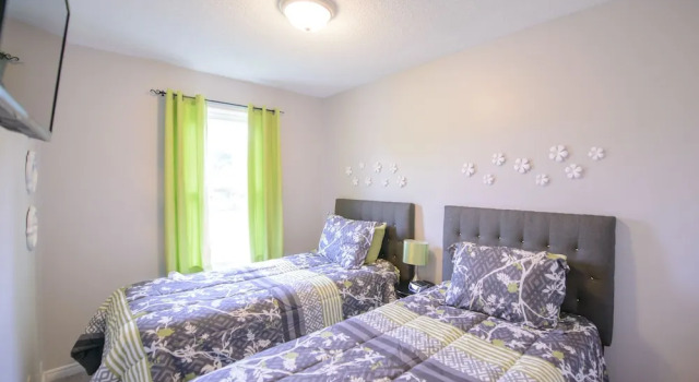 Niagara Stone Retreat, Book Hotel Fort Erie Ontario