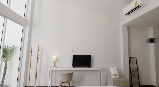 Двухместный номер Standard с балконом MEET Boutique Resort