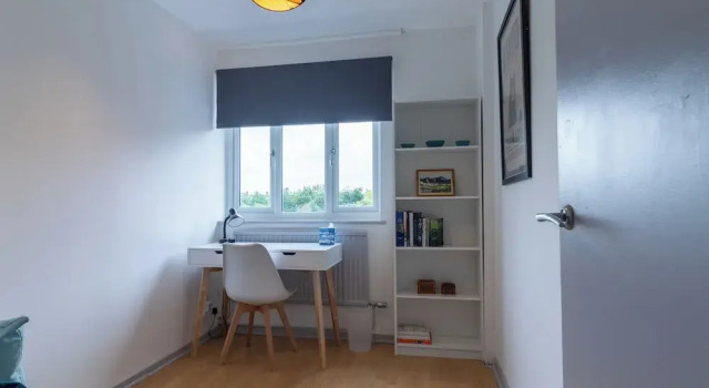 Captivating 3-bed House in London, Забронировать Дом для отпуска Коттеджи Лондона, рядом с Музей тюрьмы Клинк, Коттедж