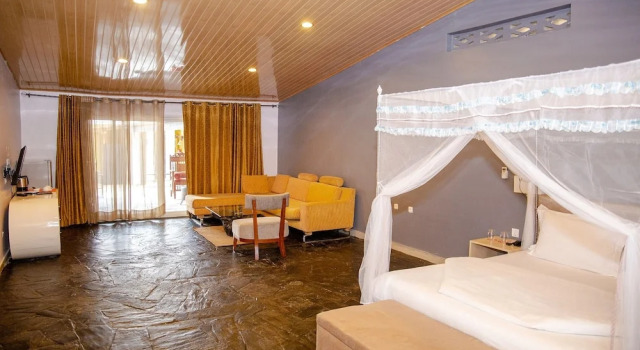 La Villa Cafe & Suites, Rezervasyon Villa Nyarutarama villalar, Villa