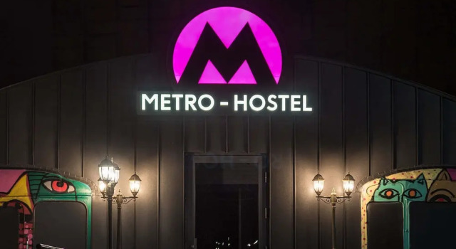 Metro Hostel, Rezervovat Hostel Hostely v Kyjev, Hostel
