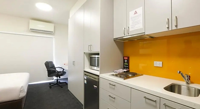 Двухместная студия Alston Apartments Hotel