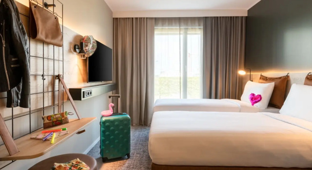Номер Standard Moxy Paris Val dEurope