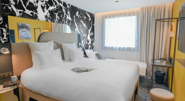 Трёхместный номер Comfort Tribe Paris La Defense Esplanade