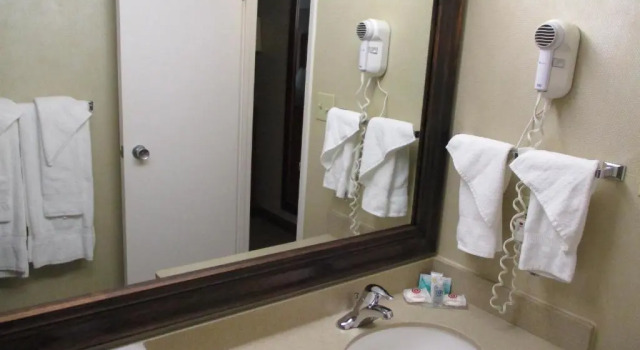 Четырёхместный номер Standard Цокольный этаж Comfort Inn Dartmouth