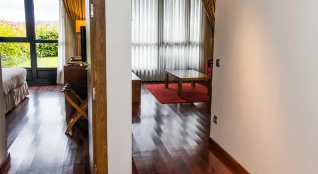 Трёхместный номер Standard с красивым видом из окна Hosteria de Torazo Nature Hotel & Spa