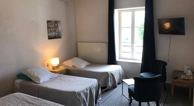 La Boulangeraie, Rezerwuj Hotel Hotele w Haute-Vienne z basenem, Basen