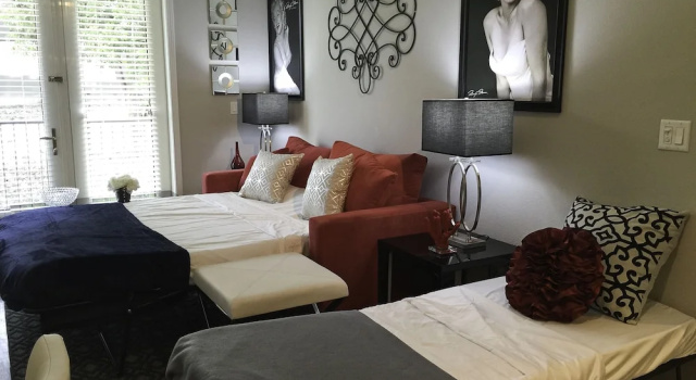Люкс Luxury 6BD Hollywood Stars Walk of Fame Suite