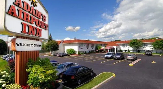 Adams Airport Inn, Забронировать Отель Оттава Ottawa and Countryside