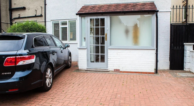 3 Bedroom Property With Garden in Central, Varaa Lomakoti Mökit kohteessa Merseyside, Mökki