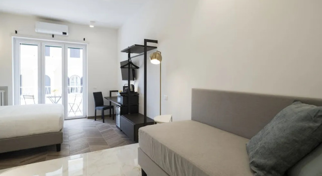 Трёхместный номер Superior Savoia Rooms Roma