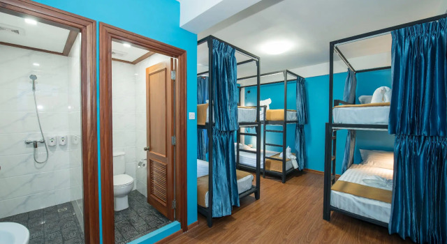 Кровать в общем номере Seasons Hotels And Resort- Ngapali