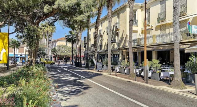 Family Apartment in Juan les Pins, Забронировать Апартаменты/квартира Антиб Приморские Альпы, рядом с Дворей собраний Жуан-Ле-Пен