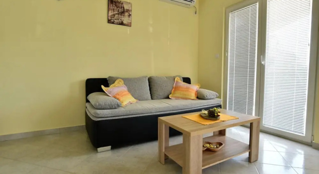 Apartments Dejan, Забронировать Апартаменты/квартира Езера 
