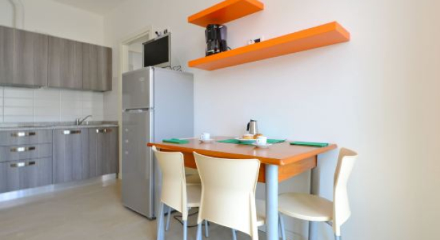 Апартаменты Quiet Flat With Balcony