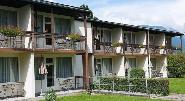 Jungfrau Hotel Annex Alpine Inn, Varaa Hotelli Wilderswil Interlaken