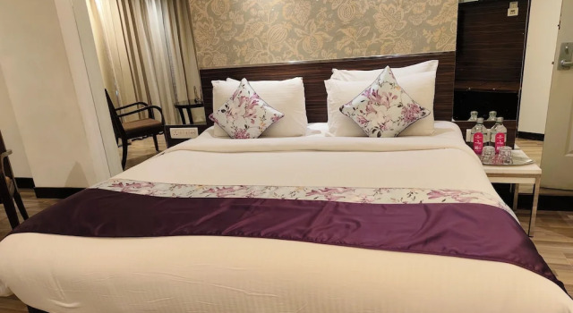 Люкс Regenta Place Bangalore, Cunningham Road