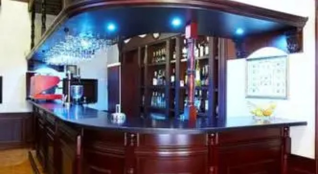 Oasis, Prenota Hotel Hotel a Odessa region con parcheggio, Parcheggio