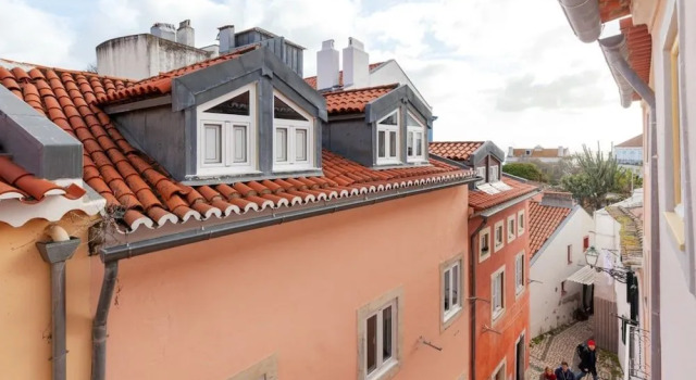 Modern & Bright One Bed Apt in St George's Castle, Забронировать Отель Отели Лиссабона 3 звезды, рядом с Рештаурадориш, 3*