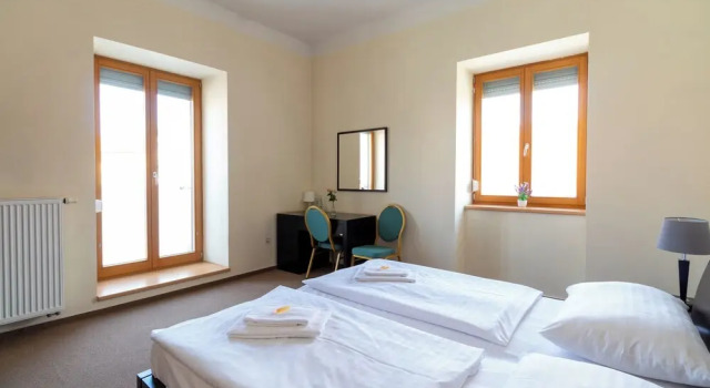 Hotel Prácheň, Boek Hotel  