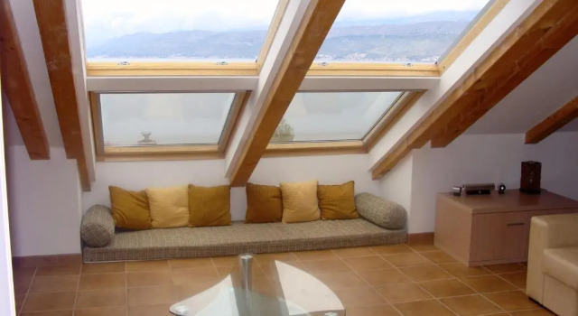 Molo Lozna Apartments, Rezerwuj Apartament Hotele w Split-Dalmatia County z parkingiem, Parking